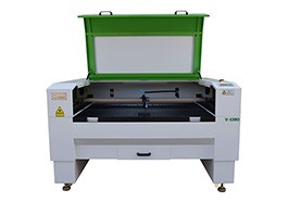 使用皮革切割機廠家的設備要注意哪些事情？